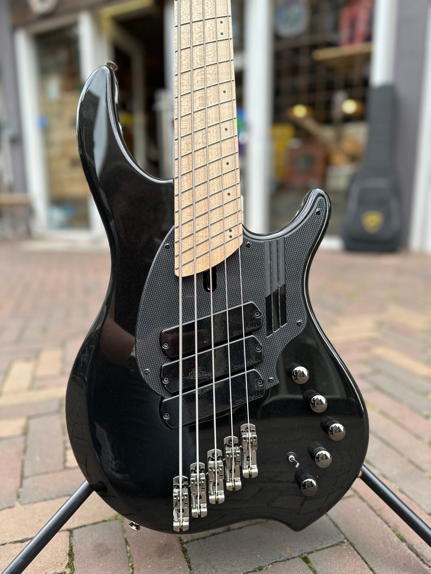 DINGWALL NG3 ADAM "NOLLY" SIGNATURE  5 STRING METALLIC BLACK
