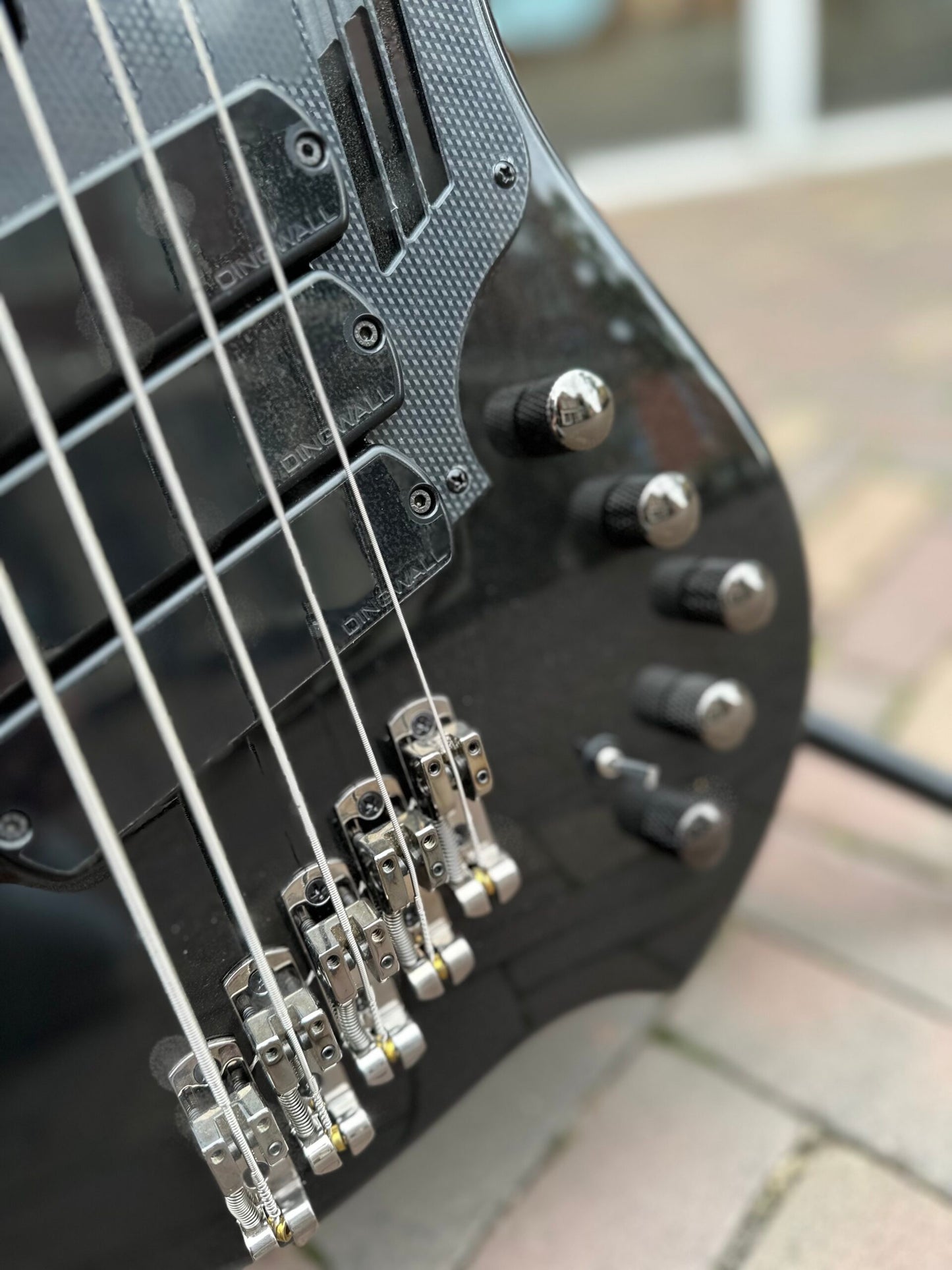 DINGWALL NG3 ADAM "NOLLY" SIGNATURE  5 STRING METALLIC BLACK