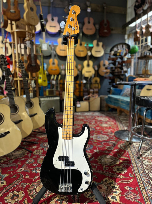 DELTONE P-STYLE BASS RELIC black