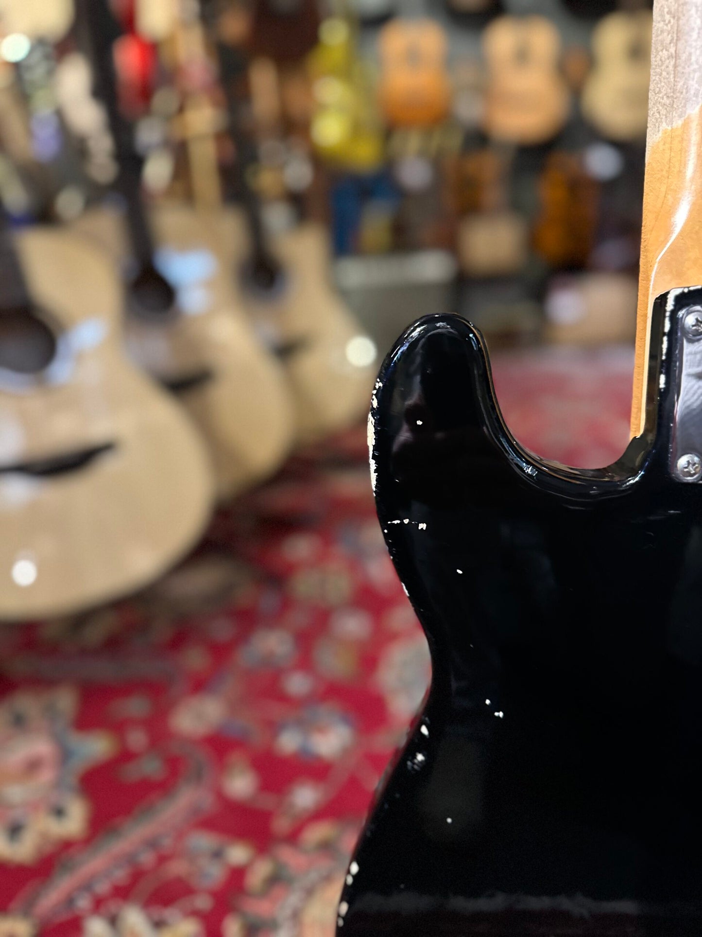 DELTONE P-STYLE BASS RELIC black