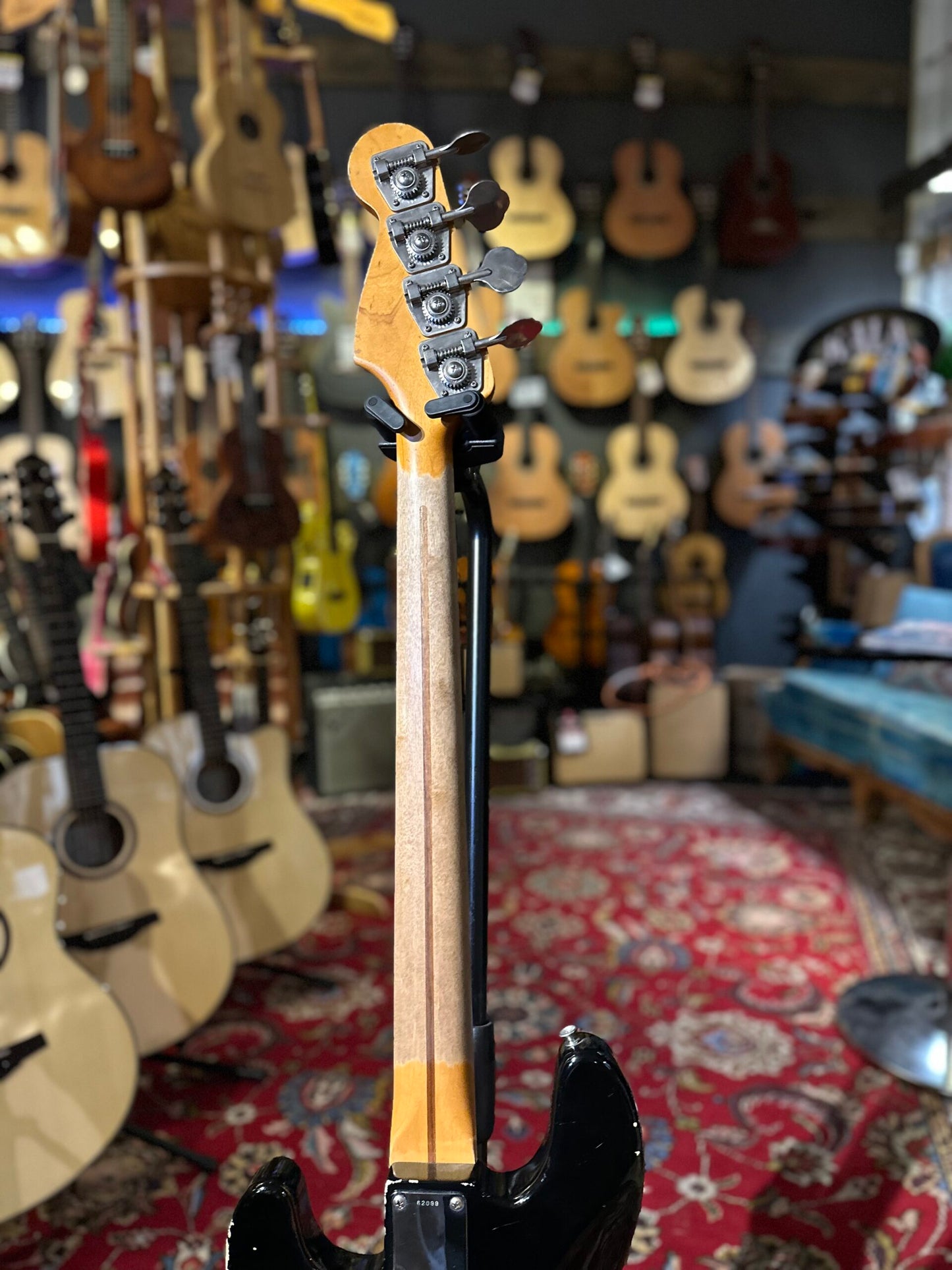 DELTONE P-STYLE BASS RELIC black