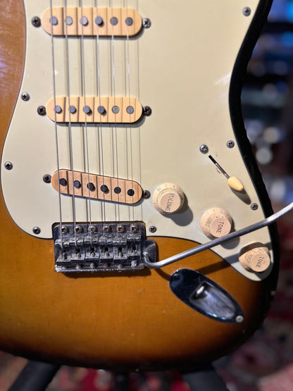 1972 Fender stratocaster sunburst