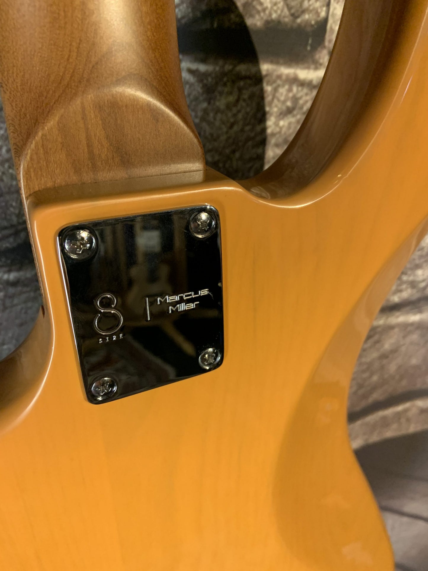 SIRE MARCUS MILLER D5 A4 BB