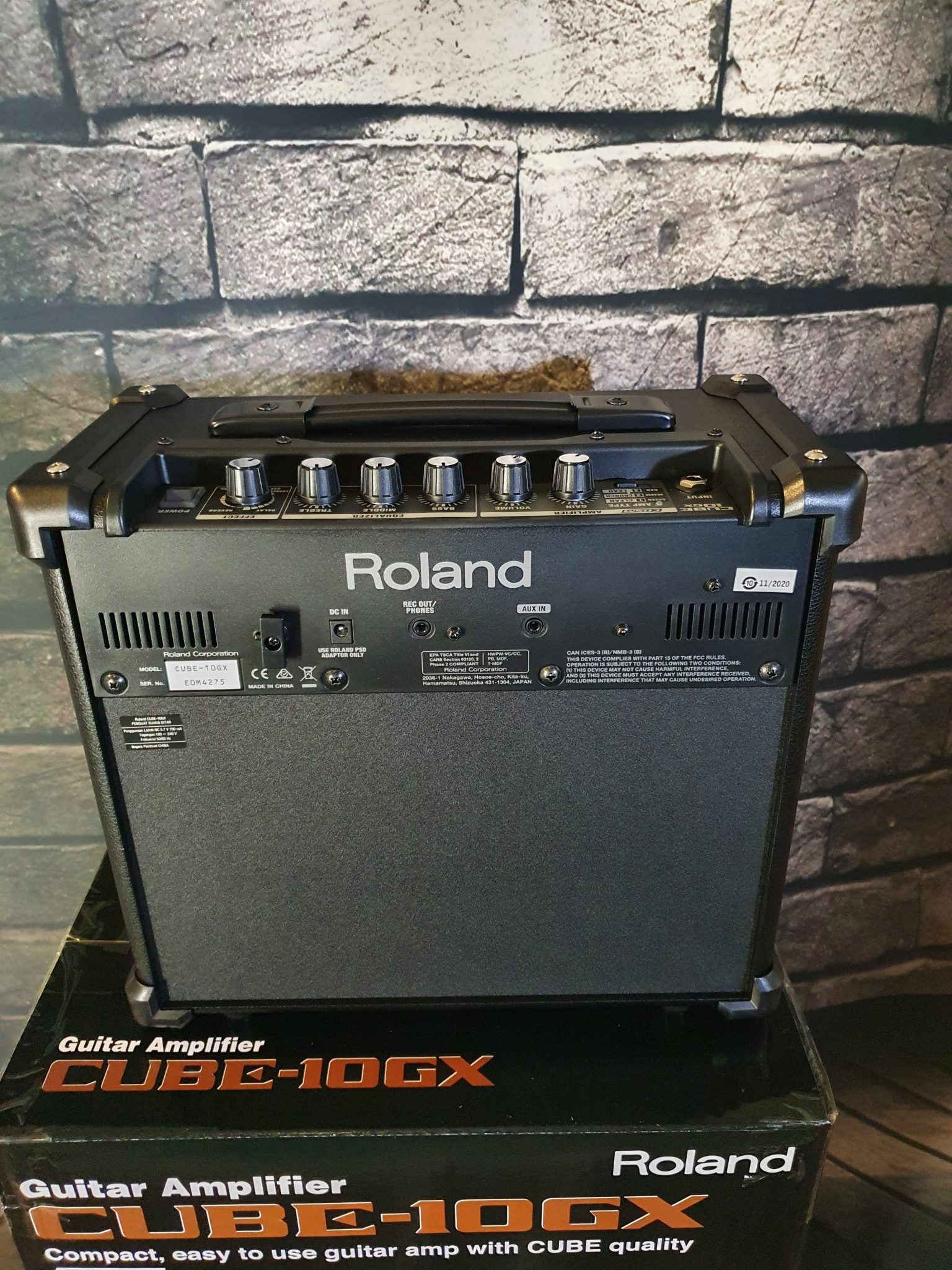 Roland cube 10gx обзор